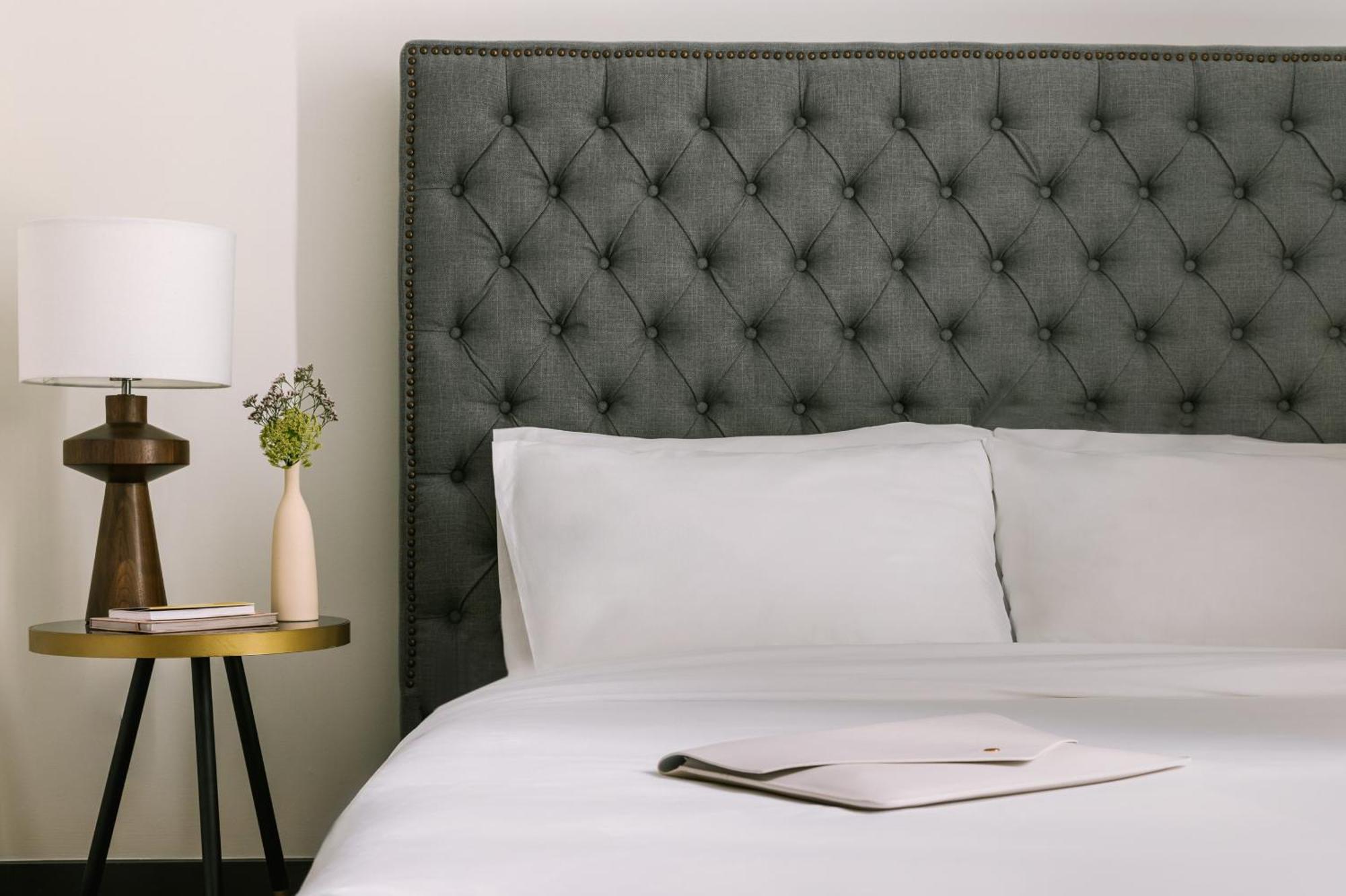Sonder By Marriott Bonvoy Village 21 Apartments Hillsboro Village แนชวิลล์ ภายนอก รูปภาพ
